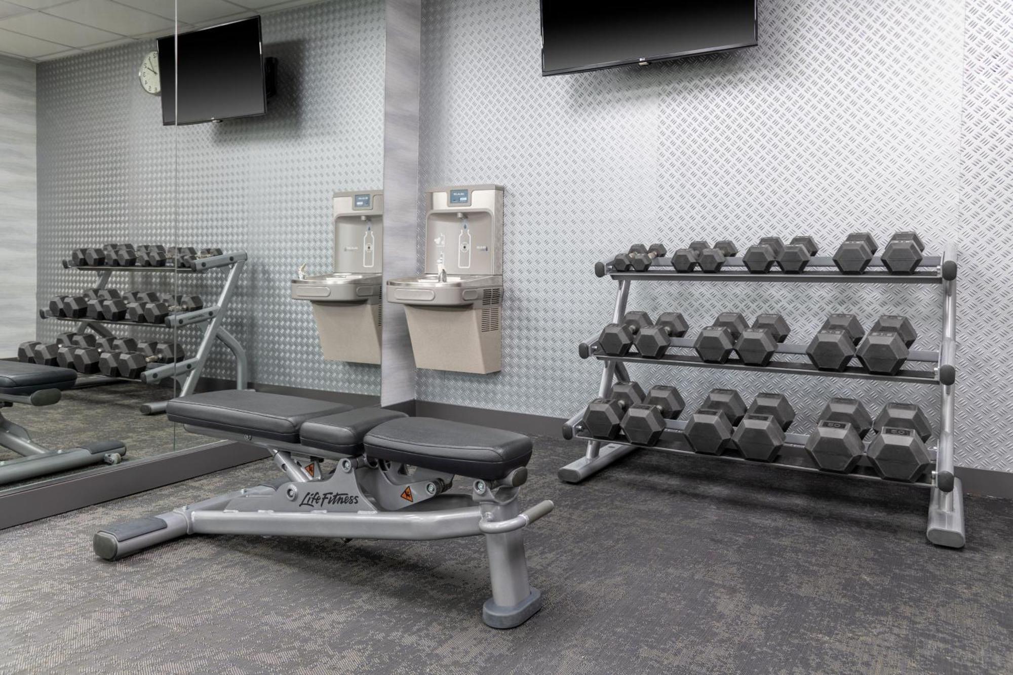Fairfield Inn & Suites By Marriott Martinsburg Exteriör bild