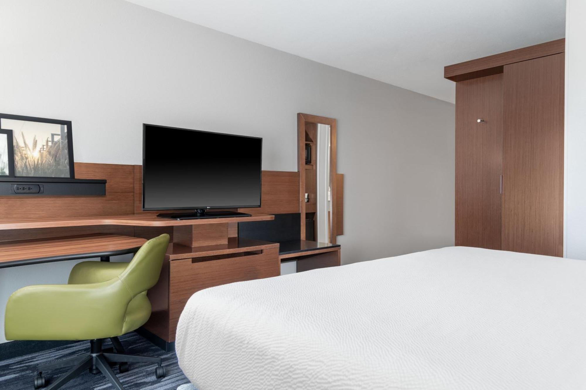 Fairfield Inn & Suites By Marriott Martinsburg Exteriör bild