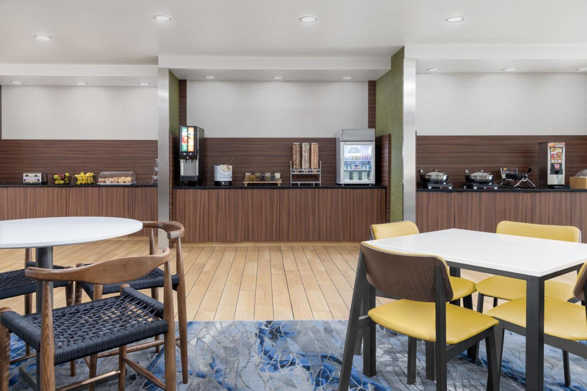 Fairfield Inn & Suites By Marriott Martinsburg Exteriör bild